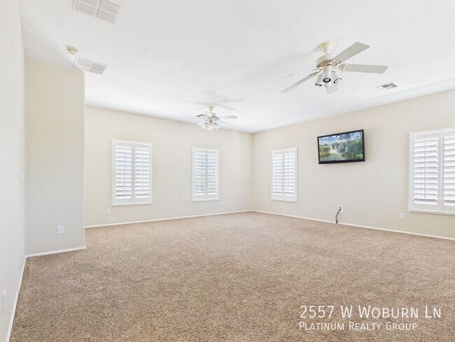 Building Photo - 2557 W Woburn Ln
