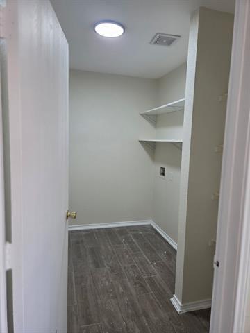 Building Photo - 4925 Waterford Dr