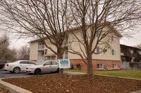 Building Photo - 2147 27th Ave Ct