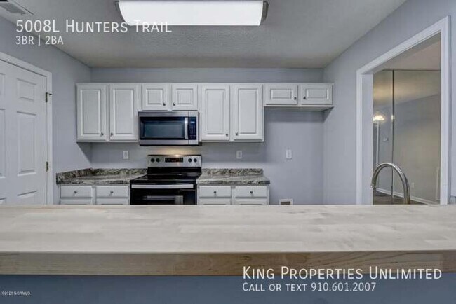 Building Photo - 5008L Hunters Trail