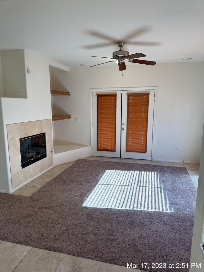 Building Photo - 664 Peachy Canyon Cir