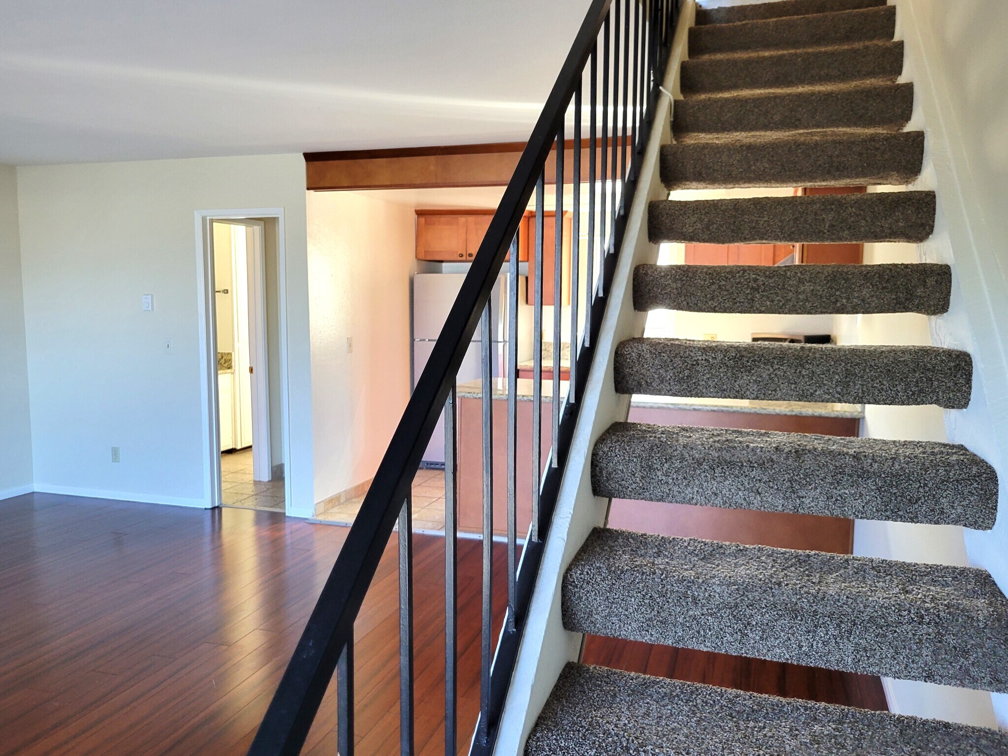 Building Photo - 1001 Seal Way