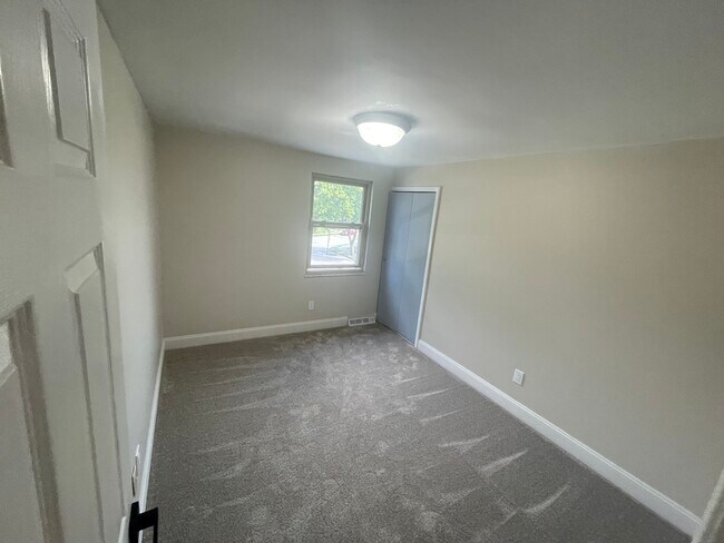Building Photo - 8579 Renford Ct