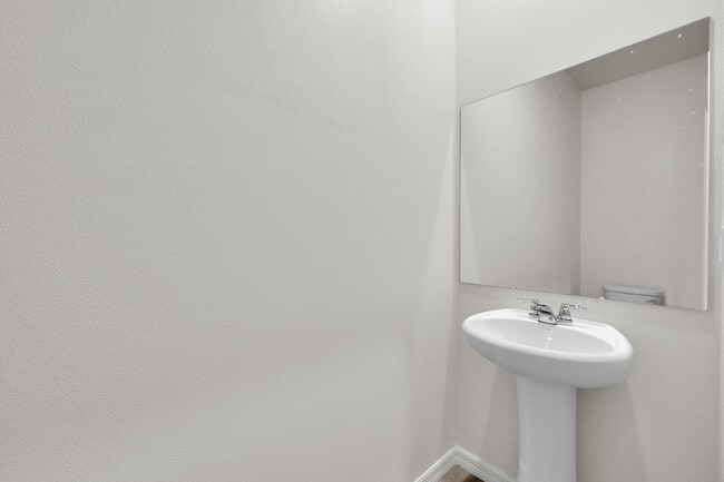 Building Photo - 12834 SW Forli Wy