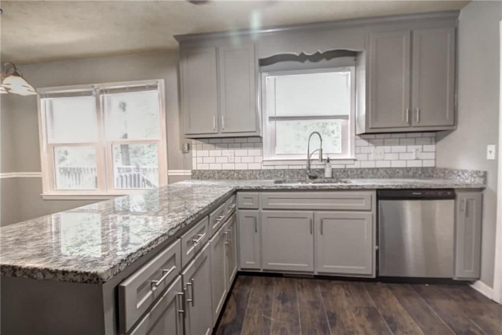 Building Photo - 2450 Horseshoe Bend Rd