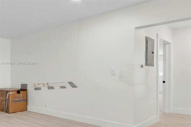 Building Photo - 55 SW 13th St