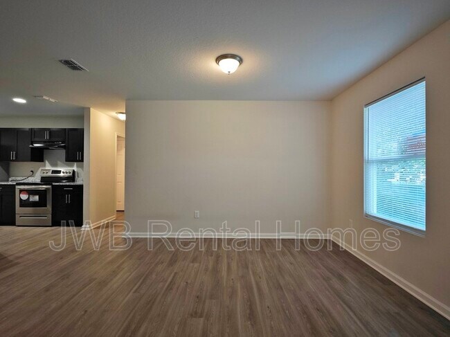 Building Photo - 5338 Chenango Blvd