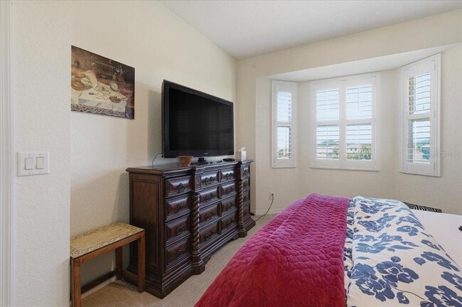 Building Photo - 819 Fairwaycove Ln