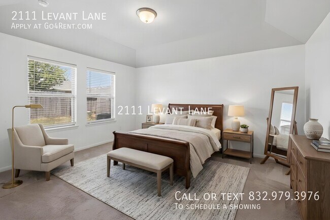 Building Photo - 2111 Levant Ln