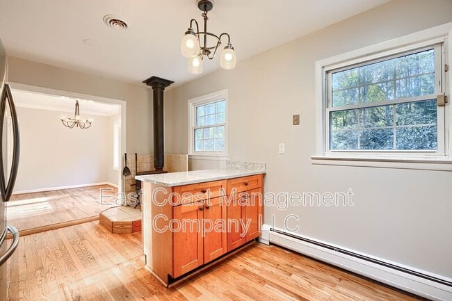 Building Photo - 7071 Pindell School Rd