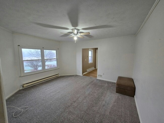 Building Photo - 7376 N Bergen Rd