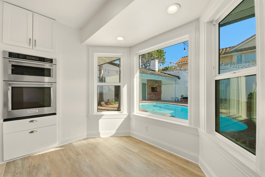 Building Photo - 204 Tranquillo Rd