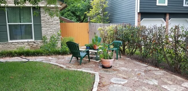 Building Photo - 11706 Sterlinghill Dr