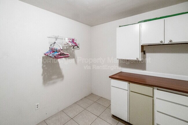 Building Photo - 13125 E 16th Ave