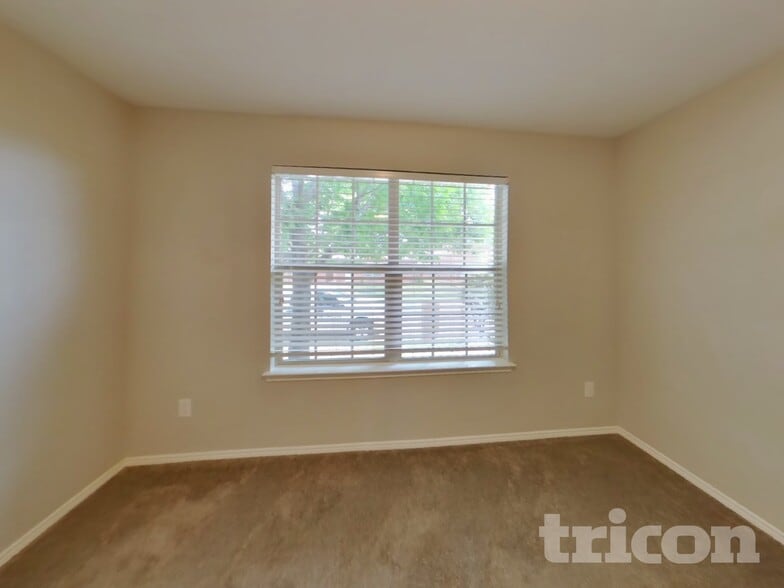 Building Photo - 9104 Sundance Trail