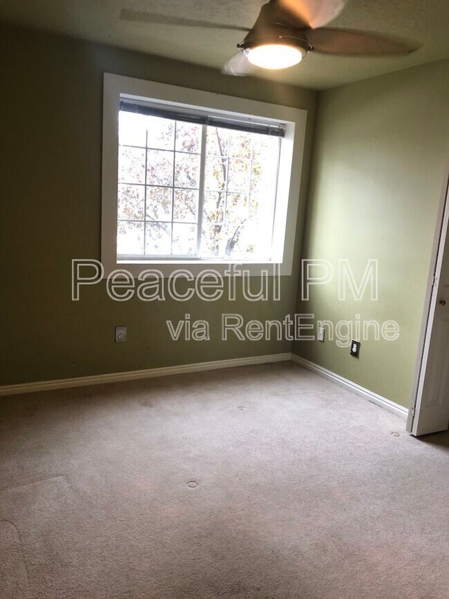 Building Photo - 1247 W 1520 N
