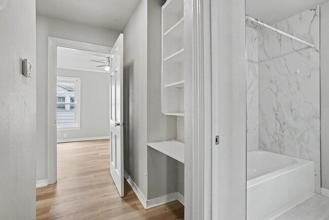 Building Photo - Charming 3-Bedroom Home in Sherman Available NOW!