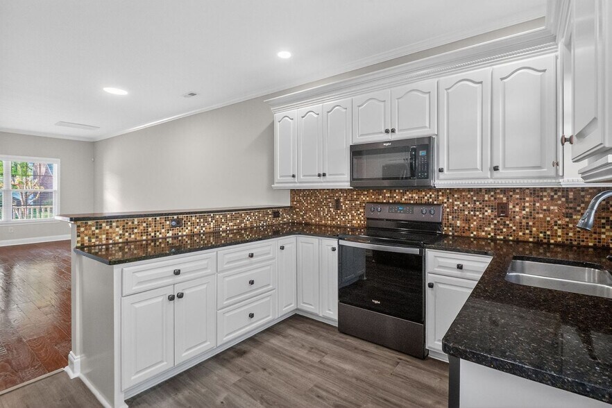 Building Photo - 124 Quality Dr