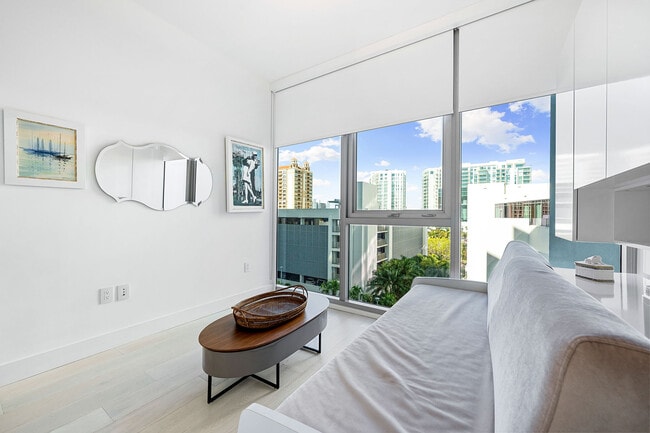 Building Photo - 1155 N Gulfstream Ave