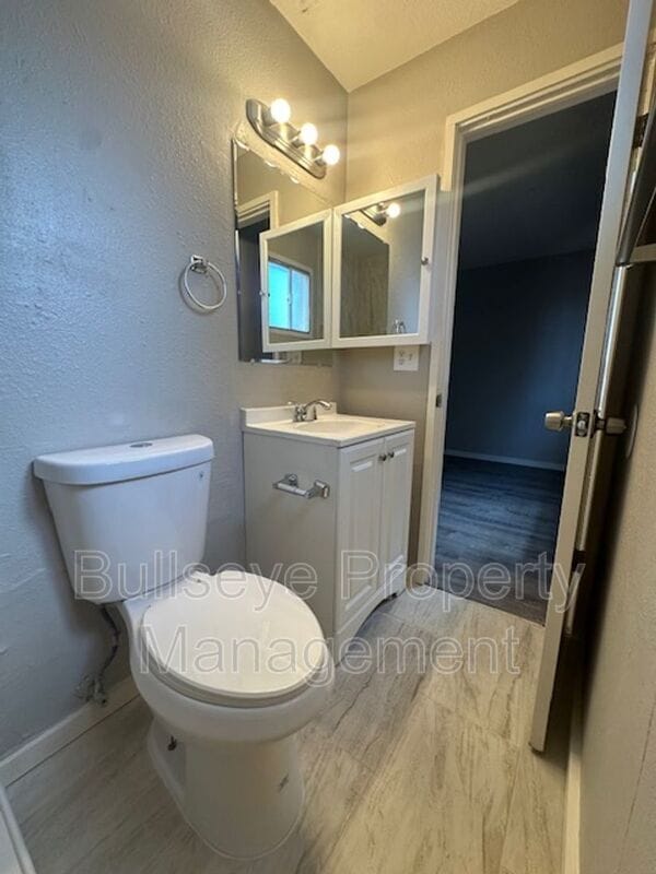 Building Photo - 7956 W Mariposa Dr