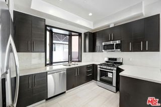 Building Photo - 1621 Franklin St