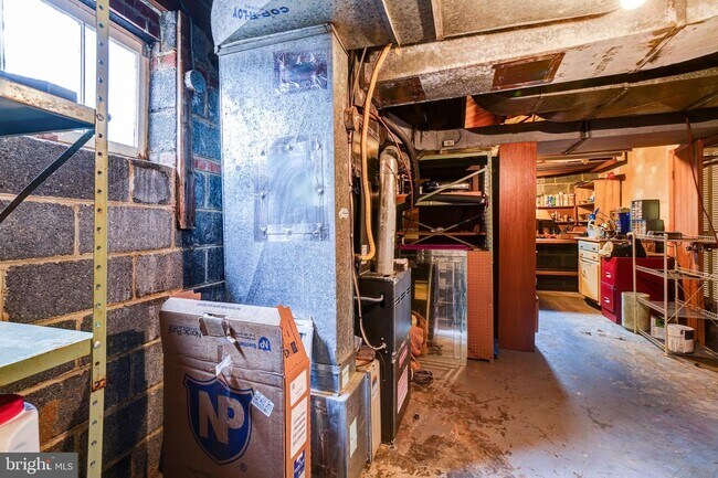 Building Photo - 2809 Pierpont St