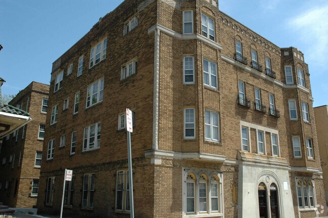 Building Photo - Shelton Court