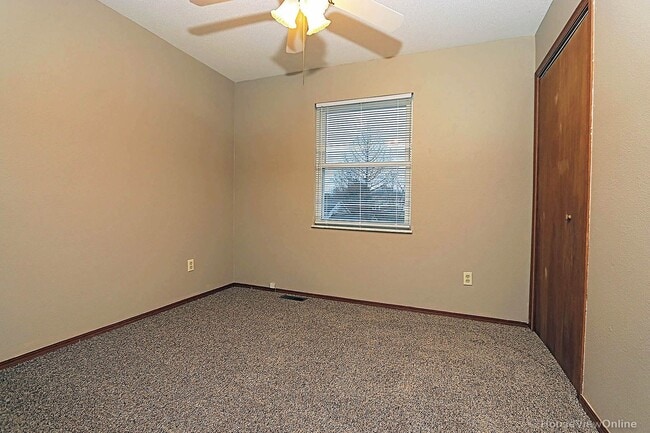 Building Photo - 4 Bedroom House in Cape