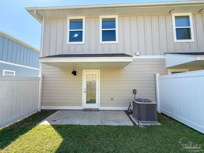 Building Photo - 8778 Meadow Flower Ln