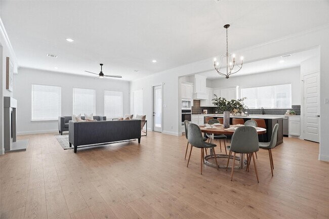 Building Photo - 513 Fieldstone Ln