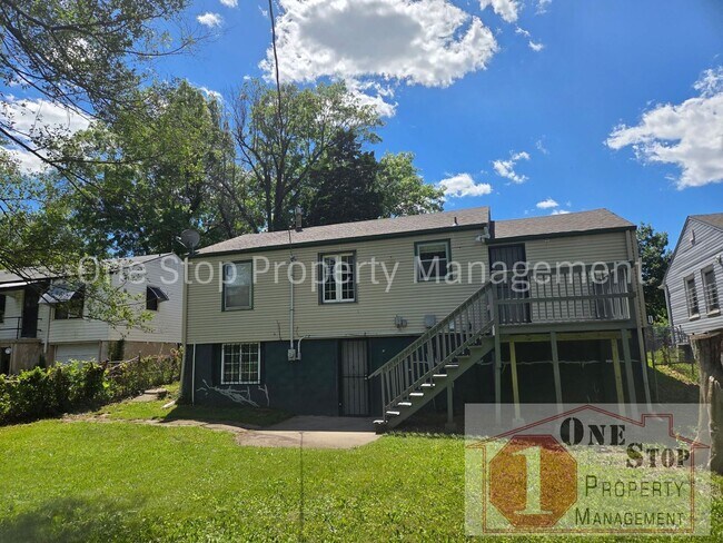 Building Photo - Beautiful 3 Bedroom 2 Bathroom in Kansas City