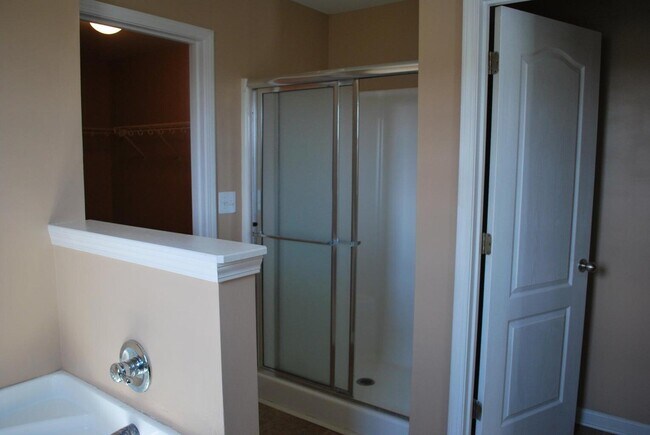 Building Photo - 1064 Jouett Creek Dr