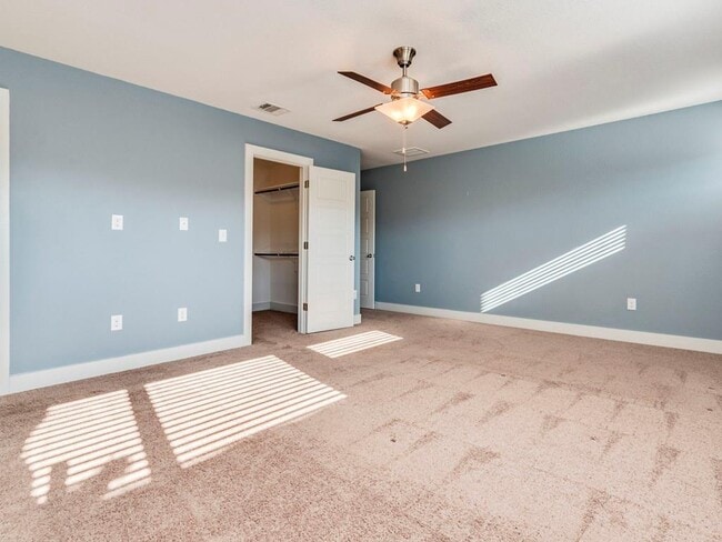 Building Photo - 2208 Capulet St