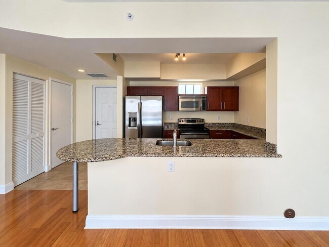 Building Photo - 7270 SW 89th St
