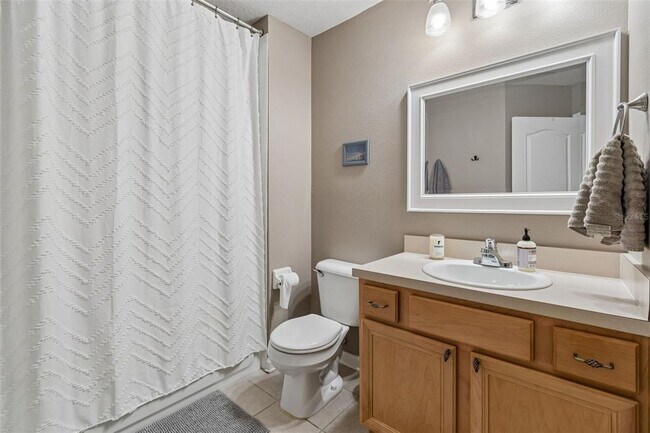 Building Photo - 26606 Castleview Way