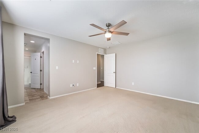 Building Photo - 4742 San Marcello St