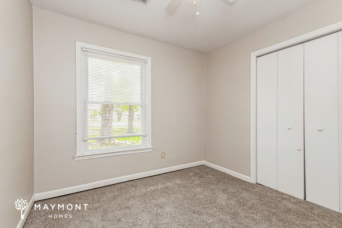 Building Photo - 124 Jean Wells Dr