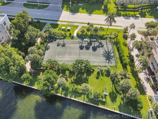 Building Photo - 550 S Ocean Blvd