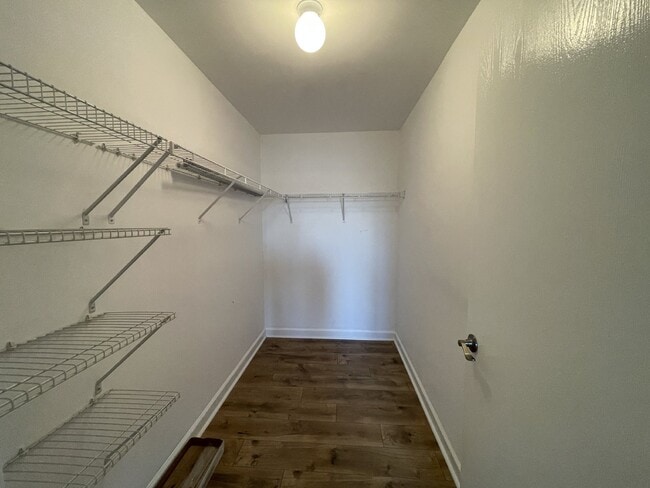 Building Photo - Spotless RANCH 2 Bed, 2 Bath Condo With 1 ...