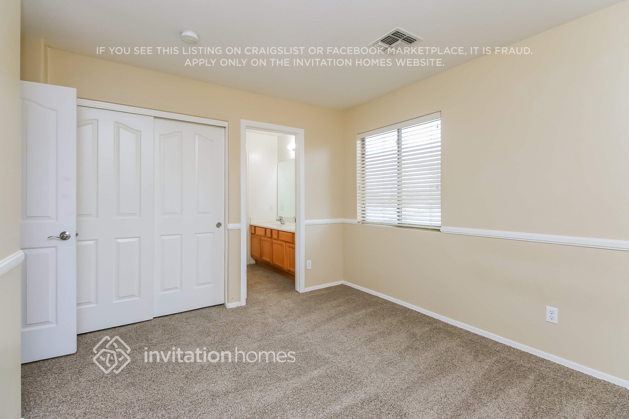 Building Photo - 7035 S San Jacinto Ct