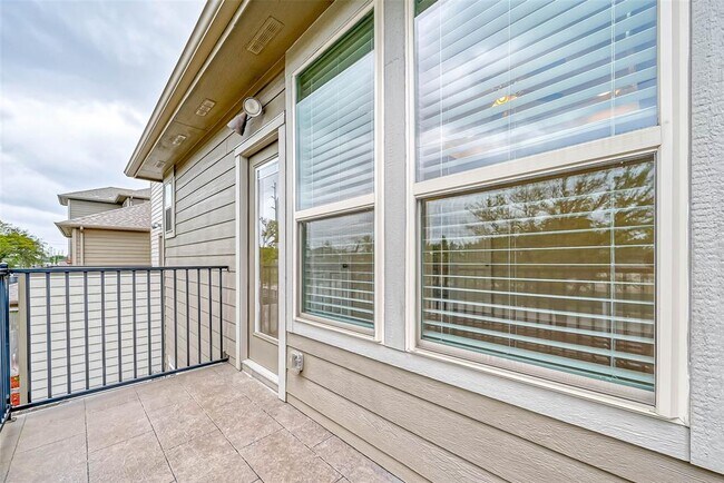 Building Photo - 3103 Briarwood Point Pl