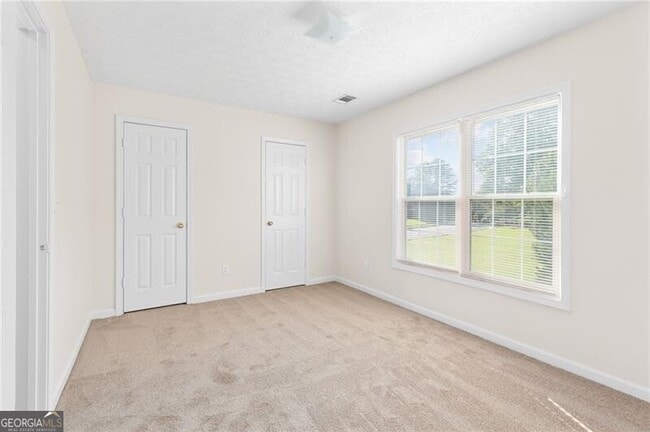 Building Photo - 1090 Norwalk Trce