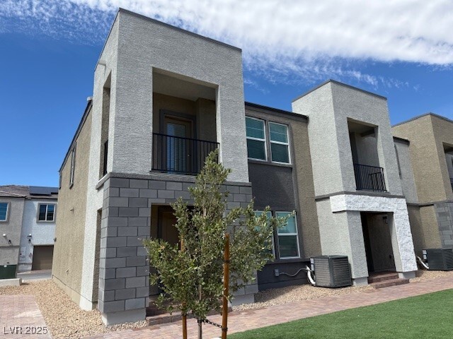 Primary Photo - 5776 CRENELLATED St