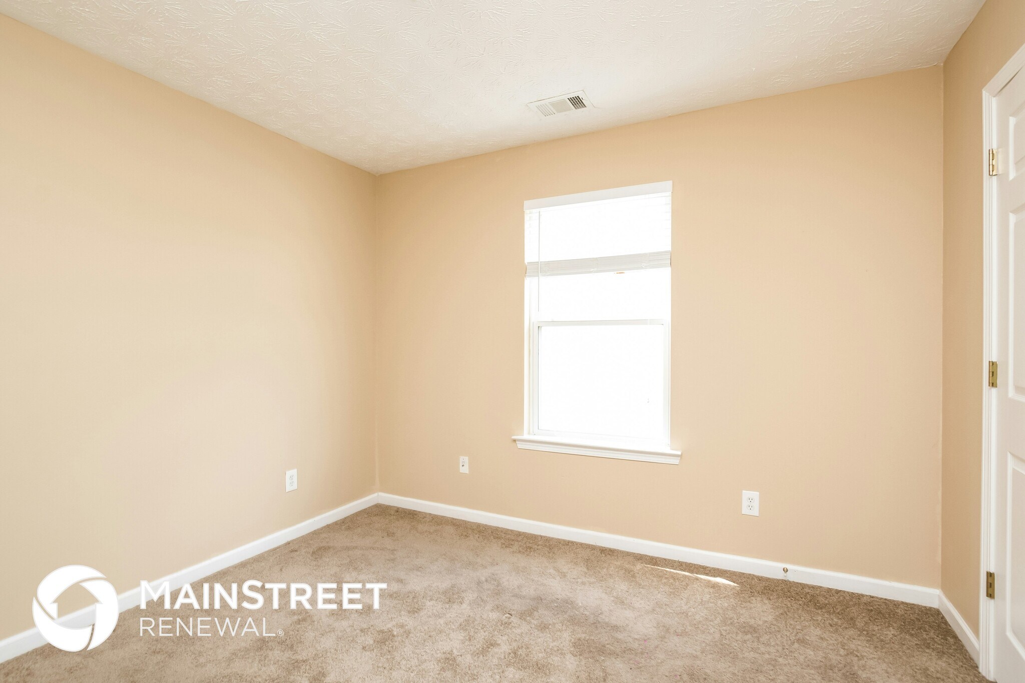 Building Photo - 4652 Parkway Cir