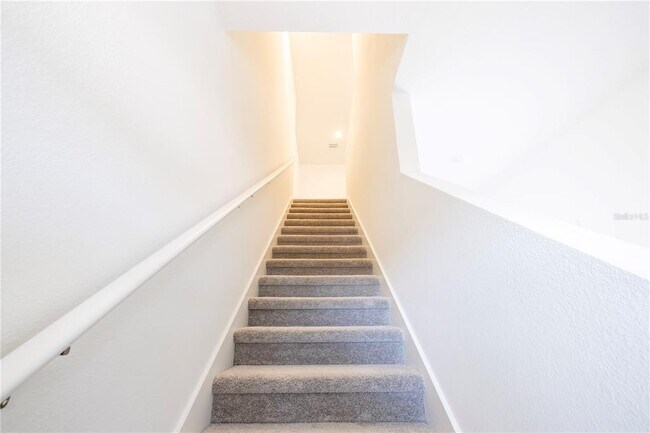 Building Photo - 7609 WATERSCAPE Dr