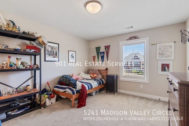 Building Photo - 5241 Madison Vly Ln