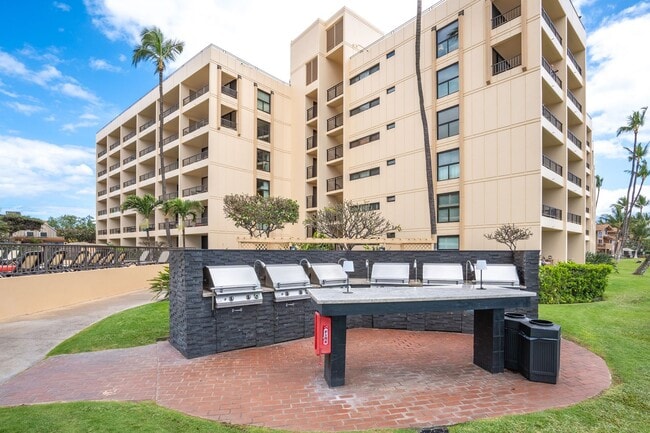 Building Photo - BeachFront Furnished Condo at Sugar Beach Resort, 1 Bed / 1 Bath with Ocean Views!