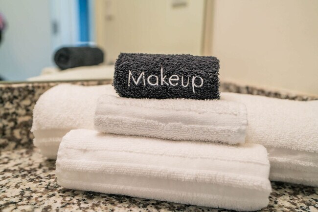 Building Photo - 914 N 4th St