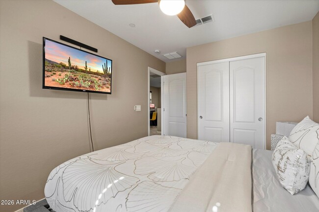 Building Photo - 12468 W Hummingbird Terrace