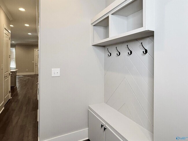 Building Photo - 190 Kearny St